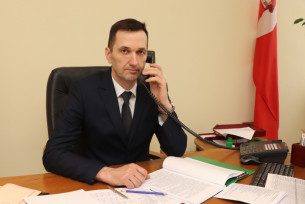 18 ноября будет проводить «прямую телефонную линию» председатель Ивьевского районного исполнительного комитета Генец Игорь Николаевич